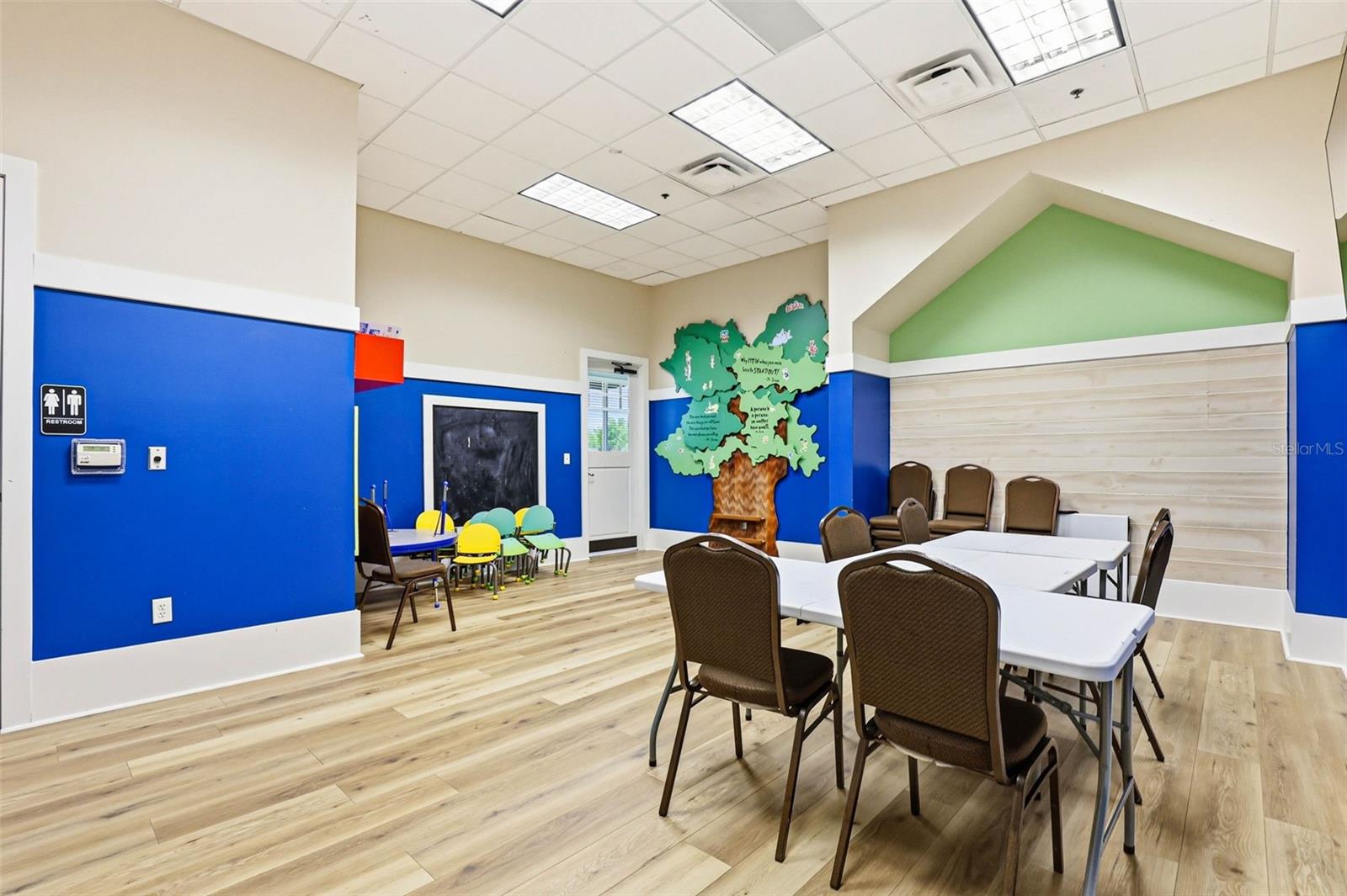 Image 93 of 96 For 21804 Briske Morning Avenue