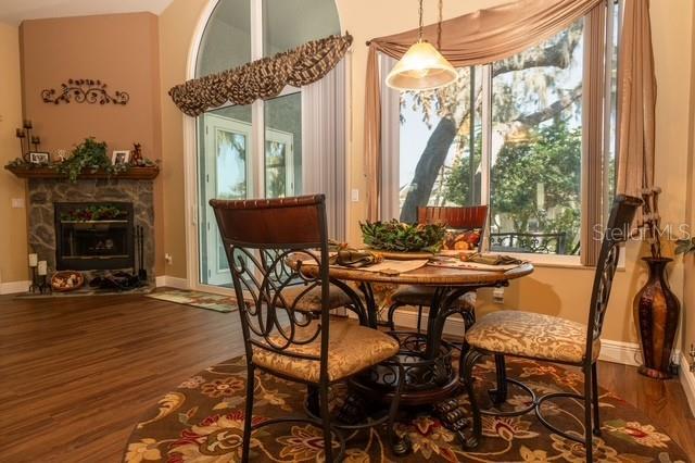 Image 11 of 38 For 4605 Oak River