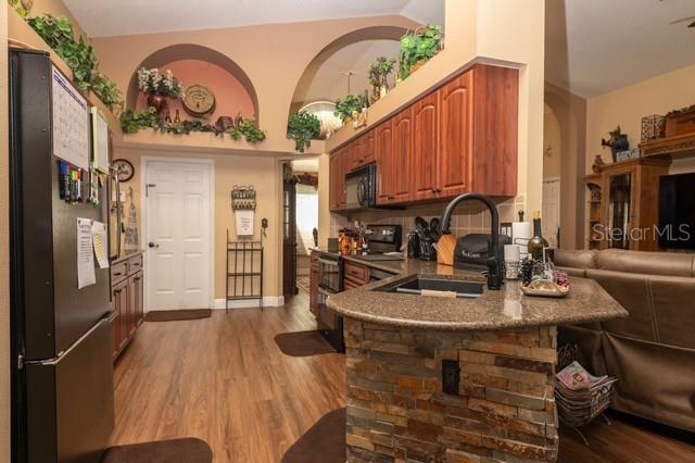 Image 13 of 38 For 4605 Oak River