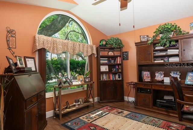 Image 19 of 38 For 4605 Oak River