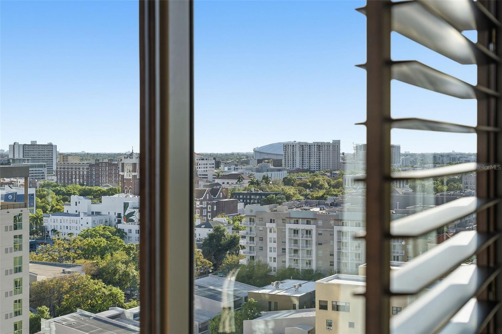 Image 13 of 46 For 126 4th Avenue Ne 1401