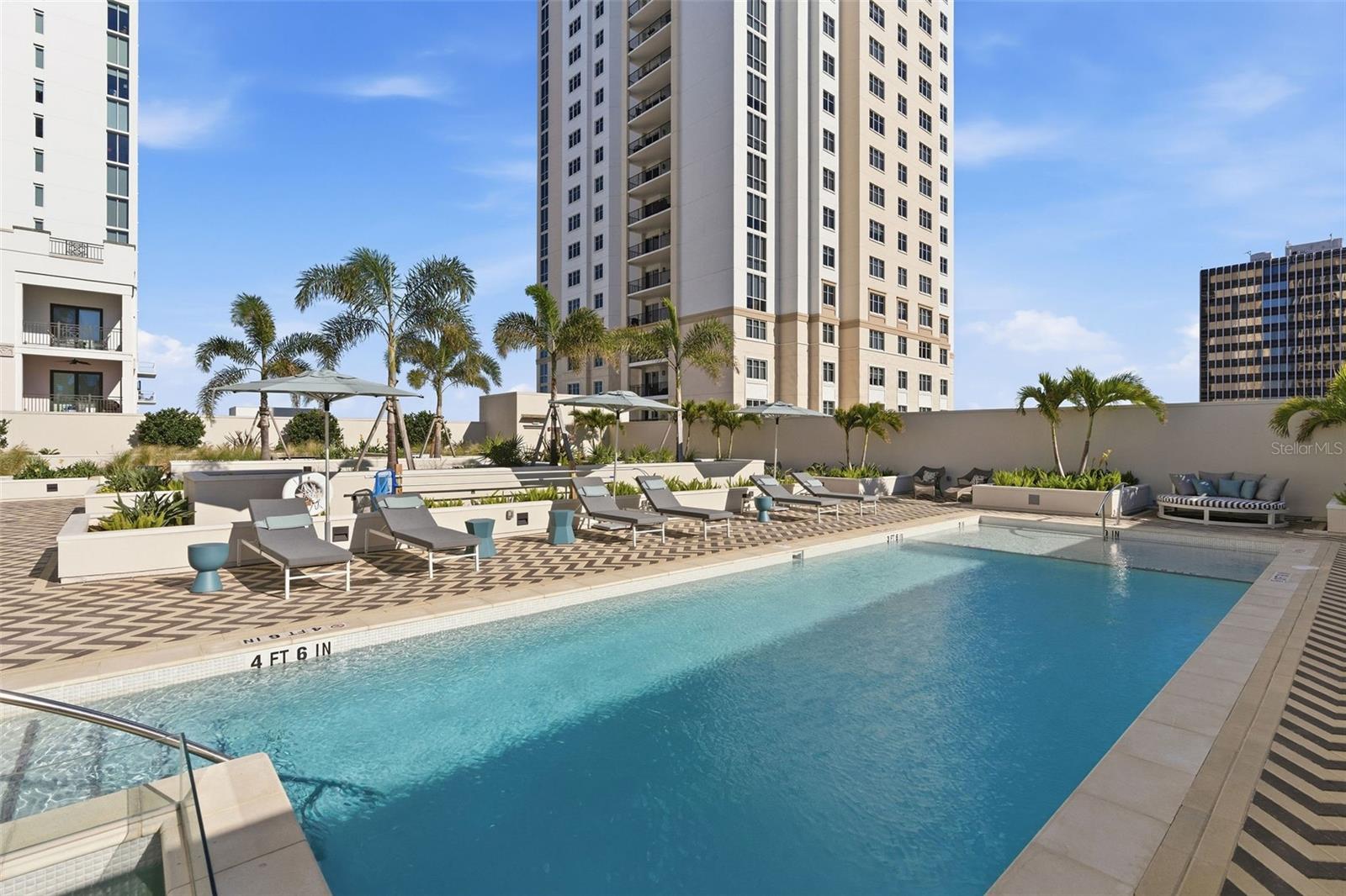 Image 29 of 46 For 126 4th Avenue Ne 1401