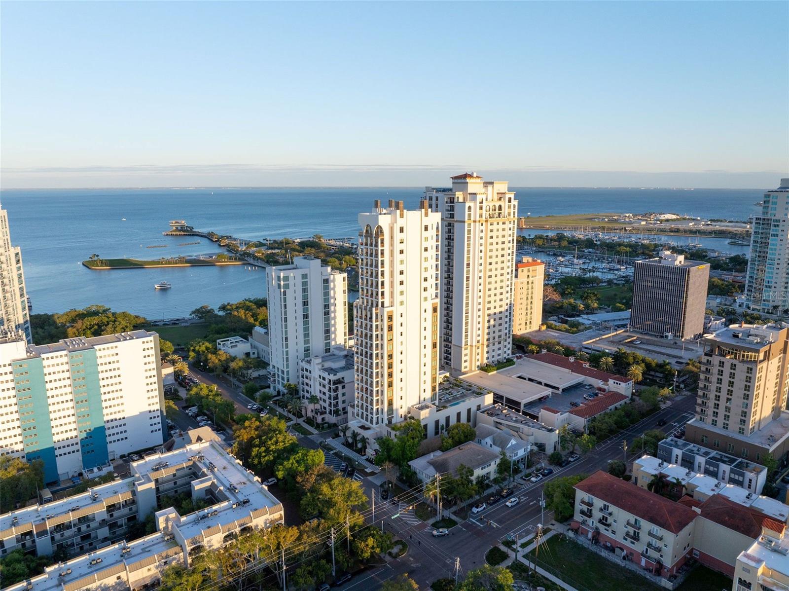 Image 43 of 46 For 126 4th Avenue Ne 1401