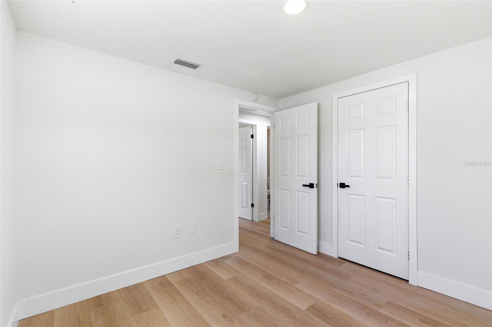 Image 18 of 42 For 3709 Coral Drive