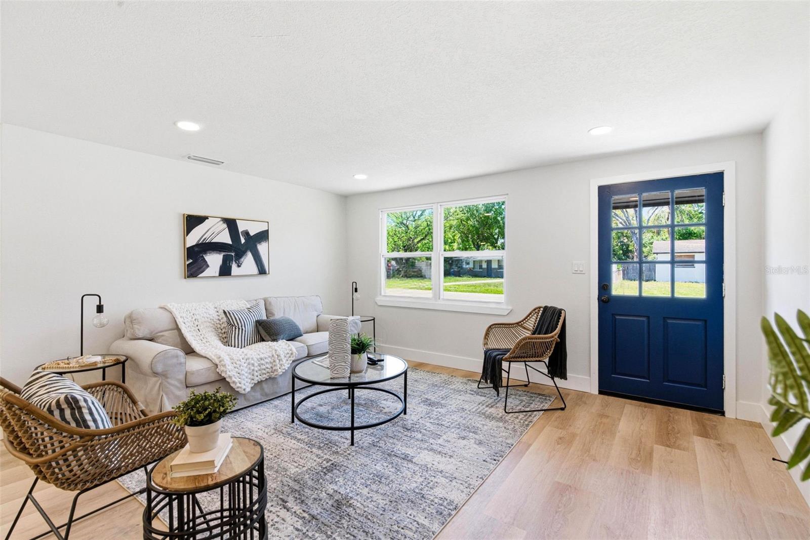 Image 6 of 42 For 3709 Coral Drive