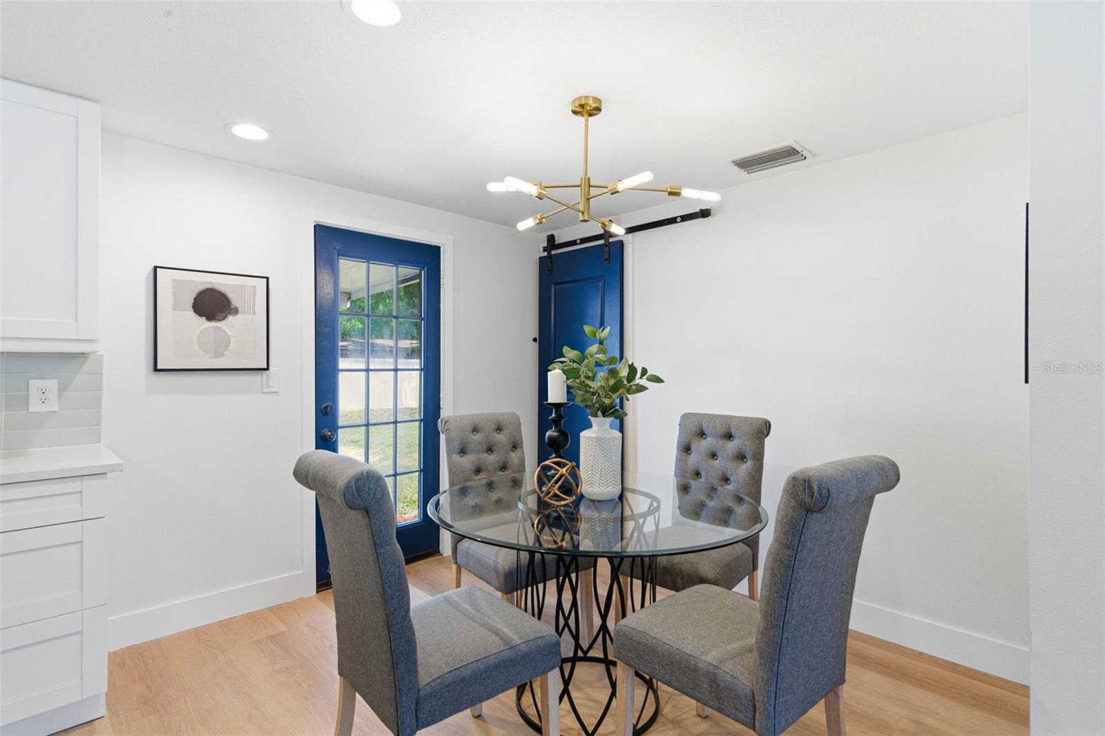 Image 9 of 42 For 3709 Coral Drive