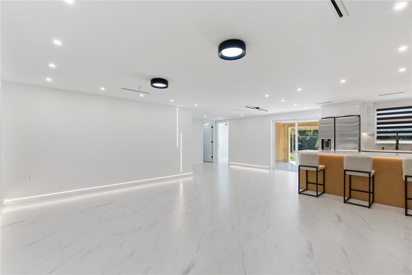 Image 12 of 54 For 1955 Dartmouth Drive