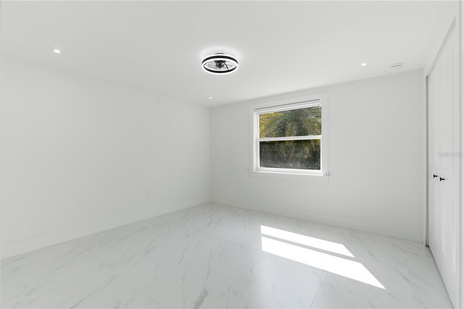 Image 33 of 54 For 1955 Dartmouth Drive