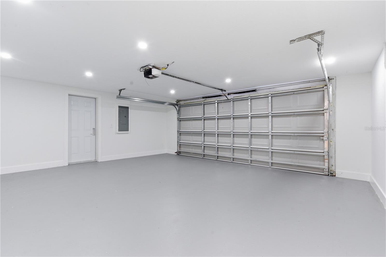 Image 34 of 54 For 1955 Dartmouth Drive