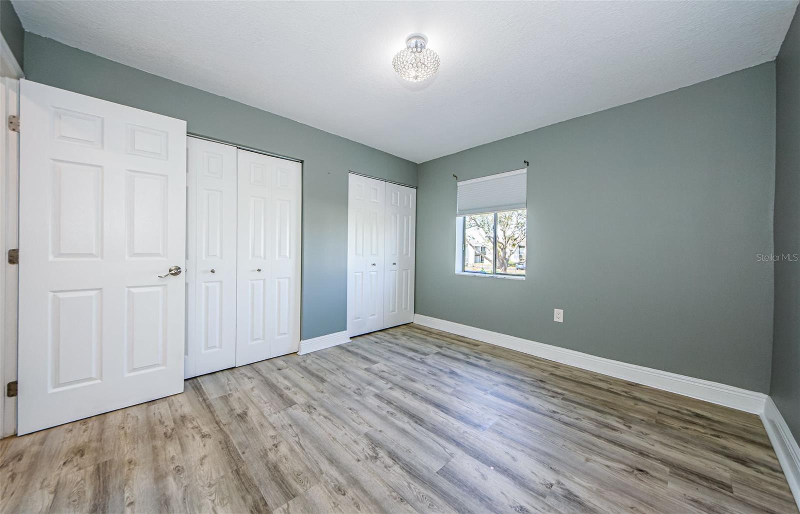 Image 22 of 38 For 722 116th Ave N 2002