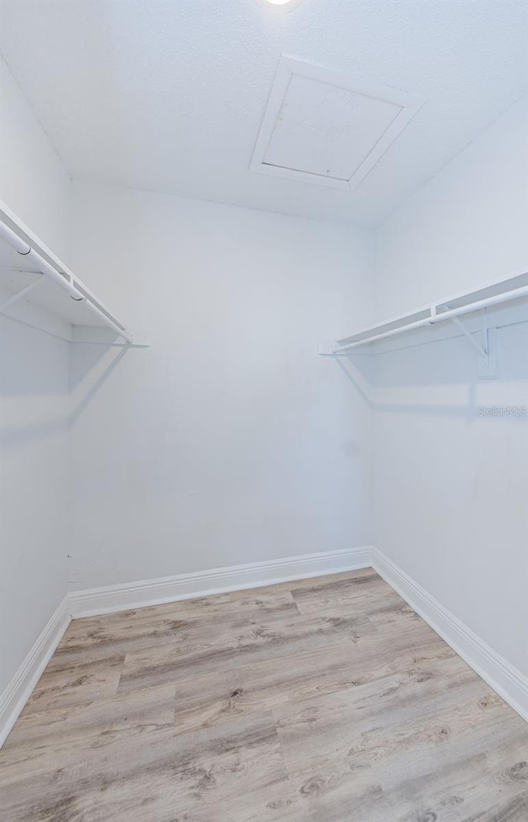 Image 23 of 38 For 722 116th Ave N 2002