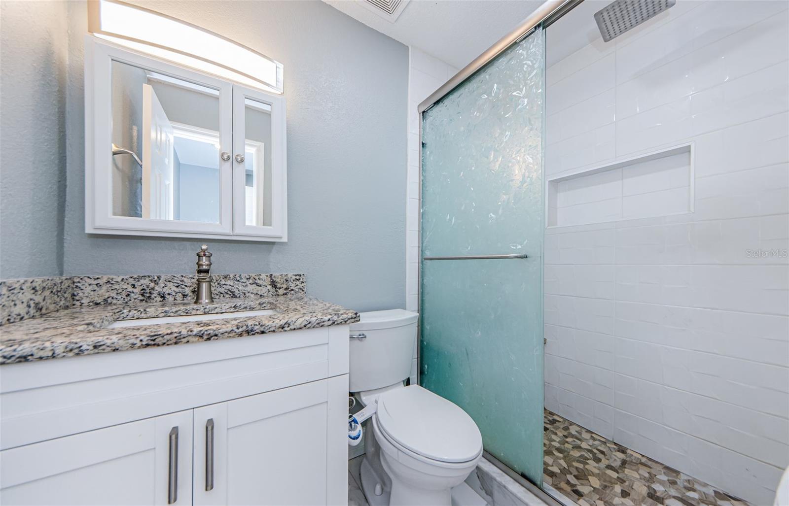 Image 24 of 38 For 722 116th Ave N 2002