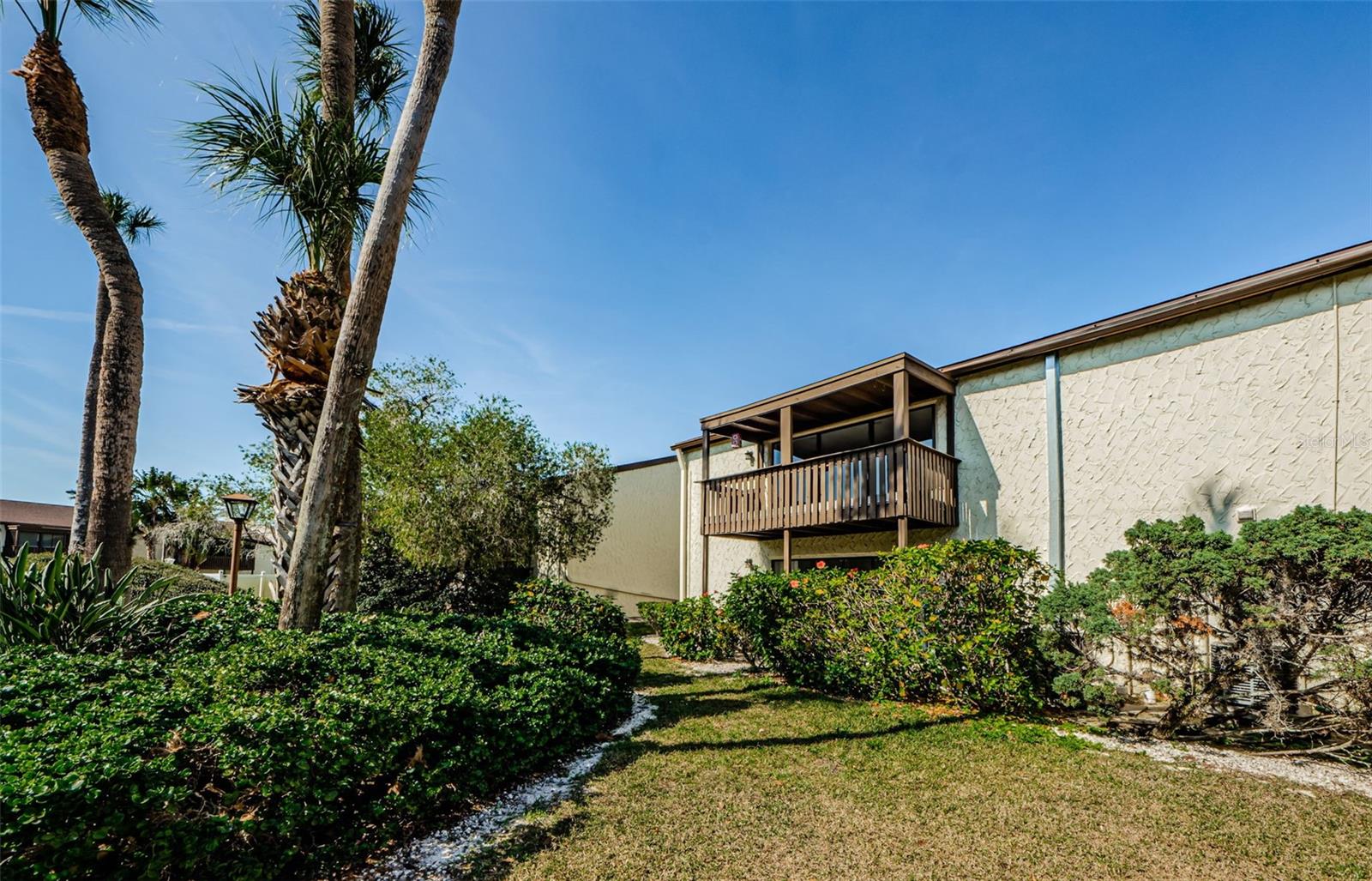 Image 30 of 38 For 722 116th Ave N  2002