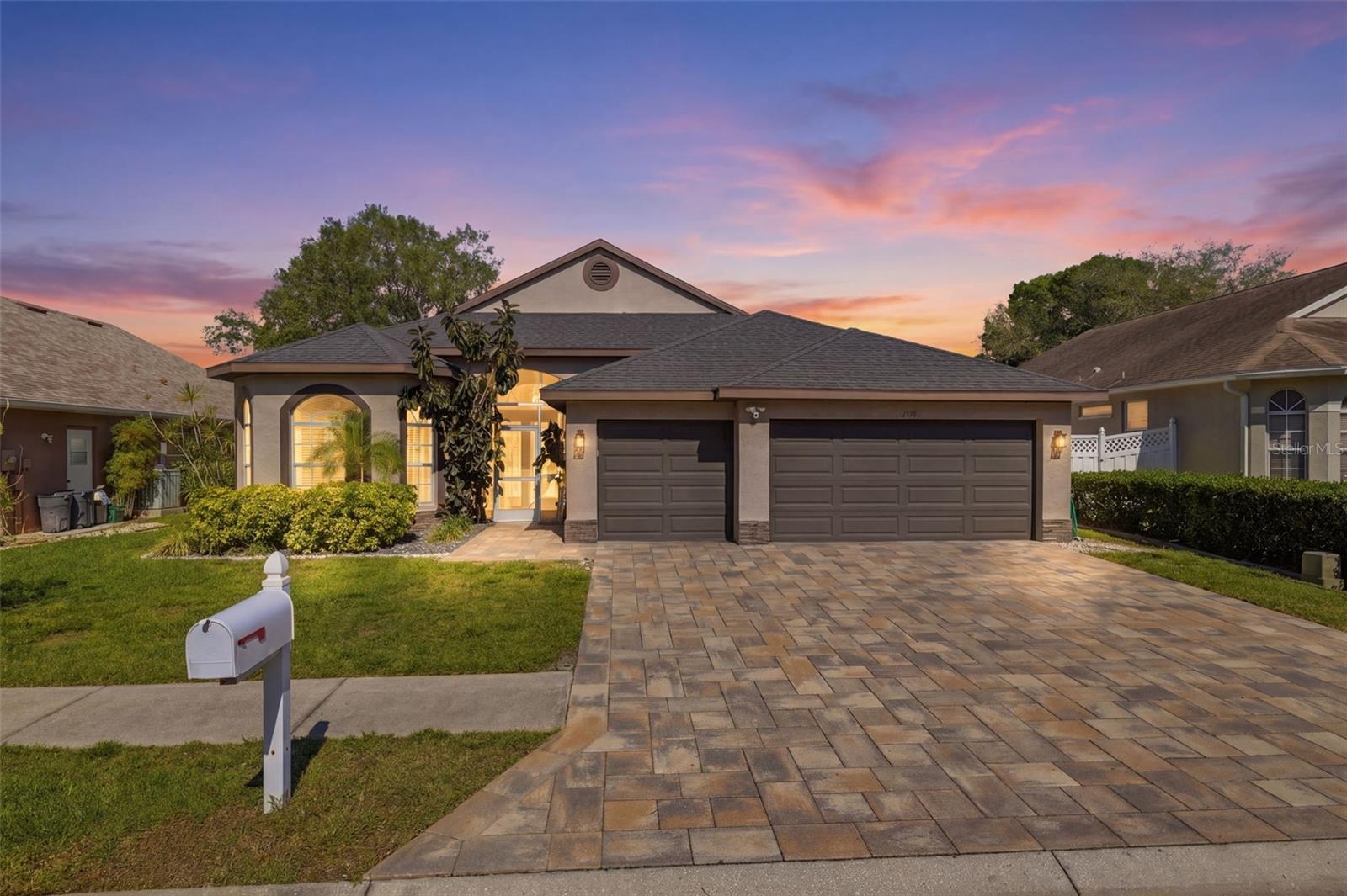 Image 2 of 61 For 1754 Wood Brook Street