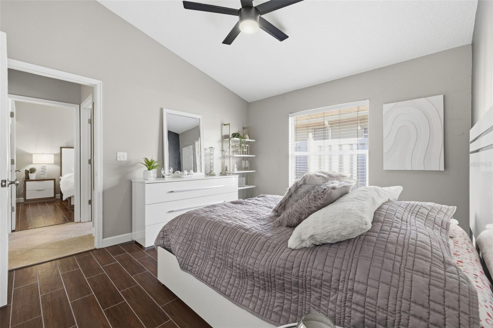 Image 28 of 61 For 1754 Wood Brook Street