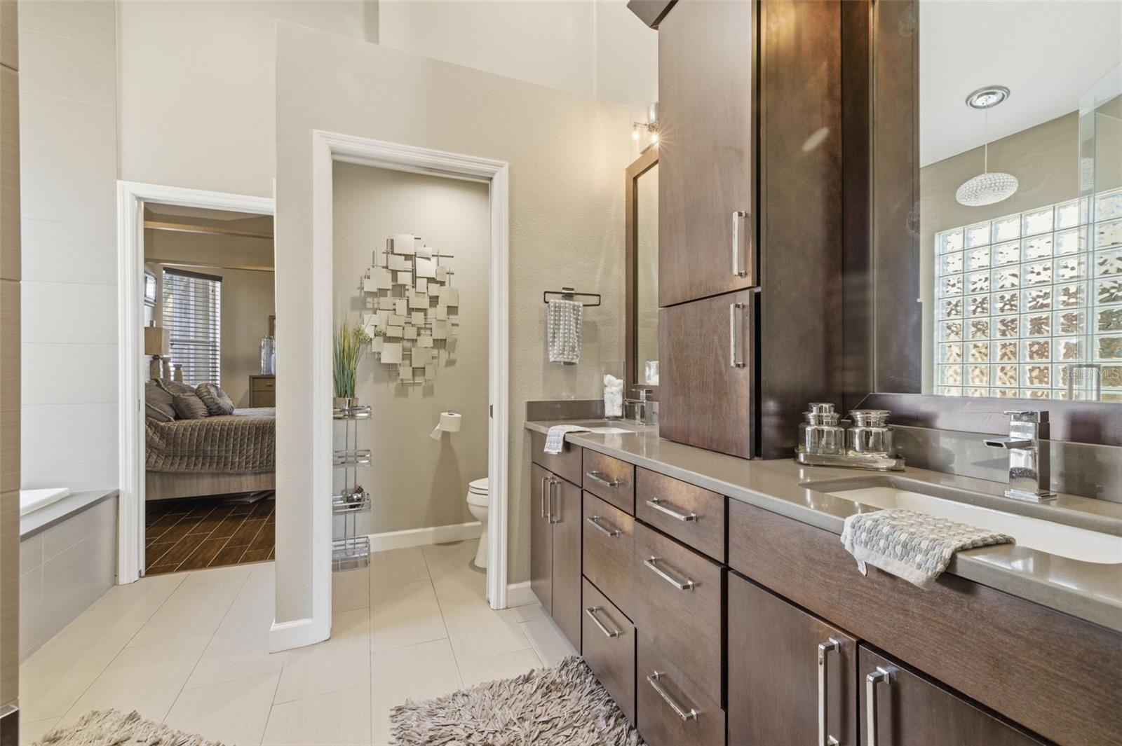 Image 34 of 61 For 1754 Wood Brook Street