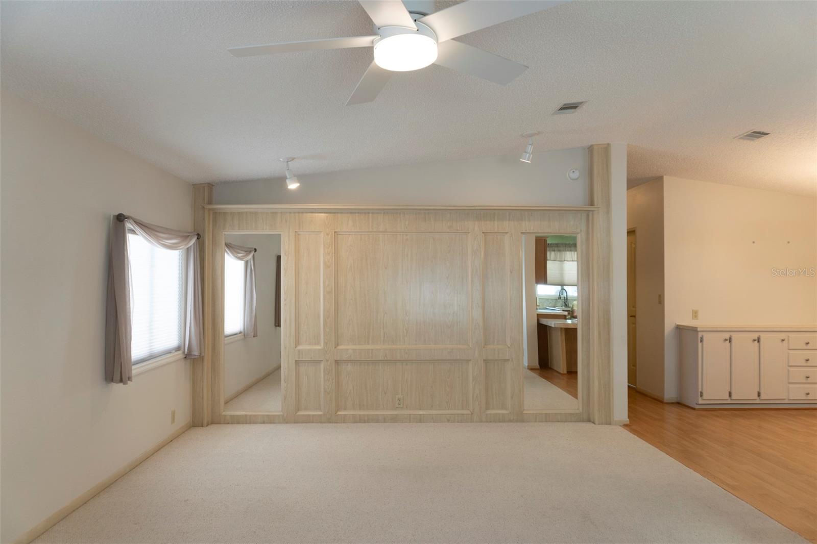 Image 12 of 40 For 36946 Tara Avenue