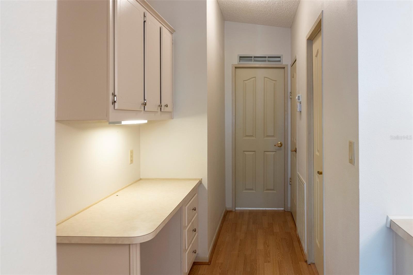 Image 19 of 40 For 36946 Tara Avenue