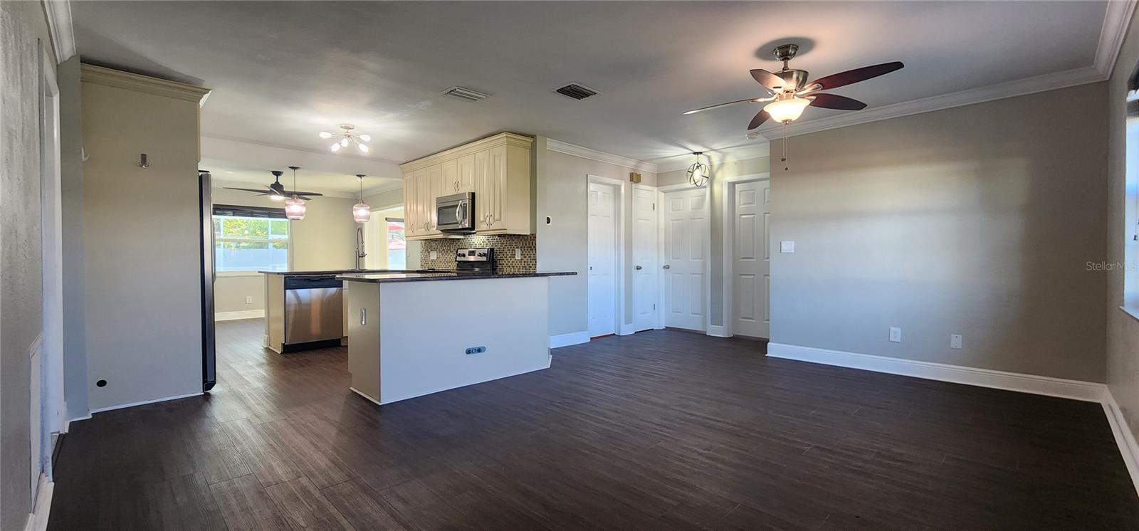 Image 2 of 47 For 8211 7th St N