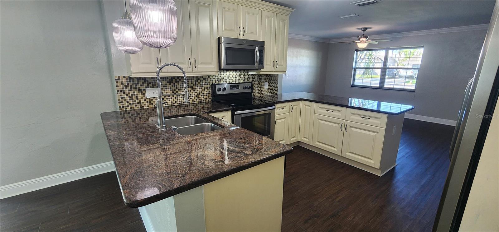 Image 30 of 47 For 8211 7th St N