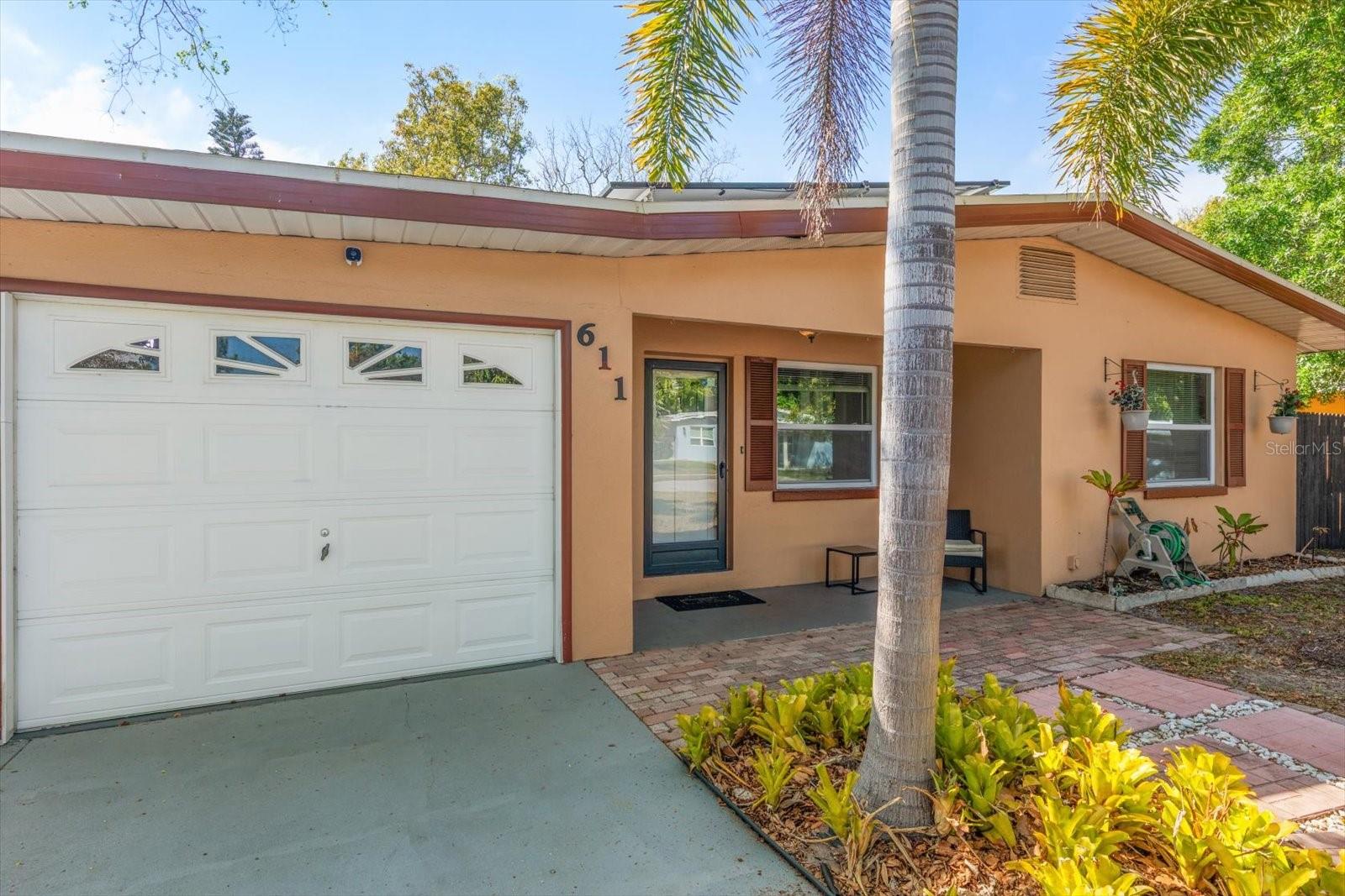 Details for 611 11th Street Nw, LARGO, FL 33770