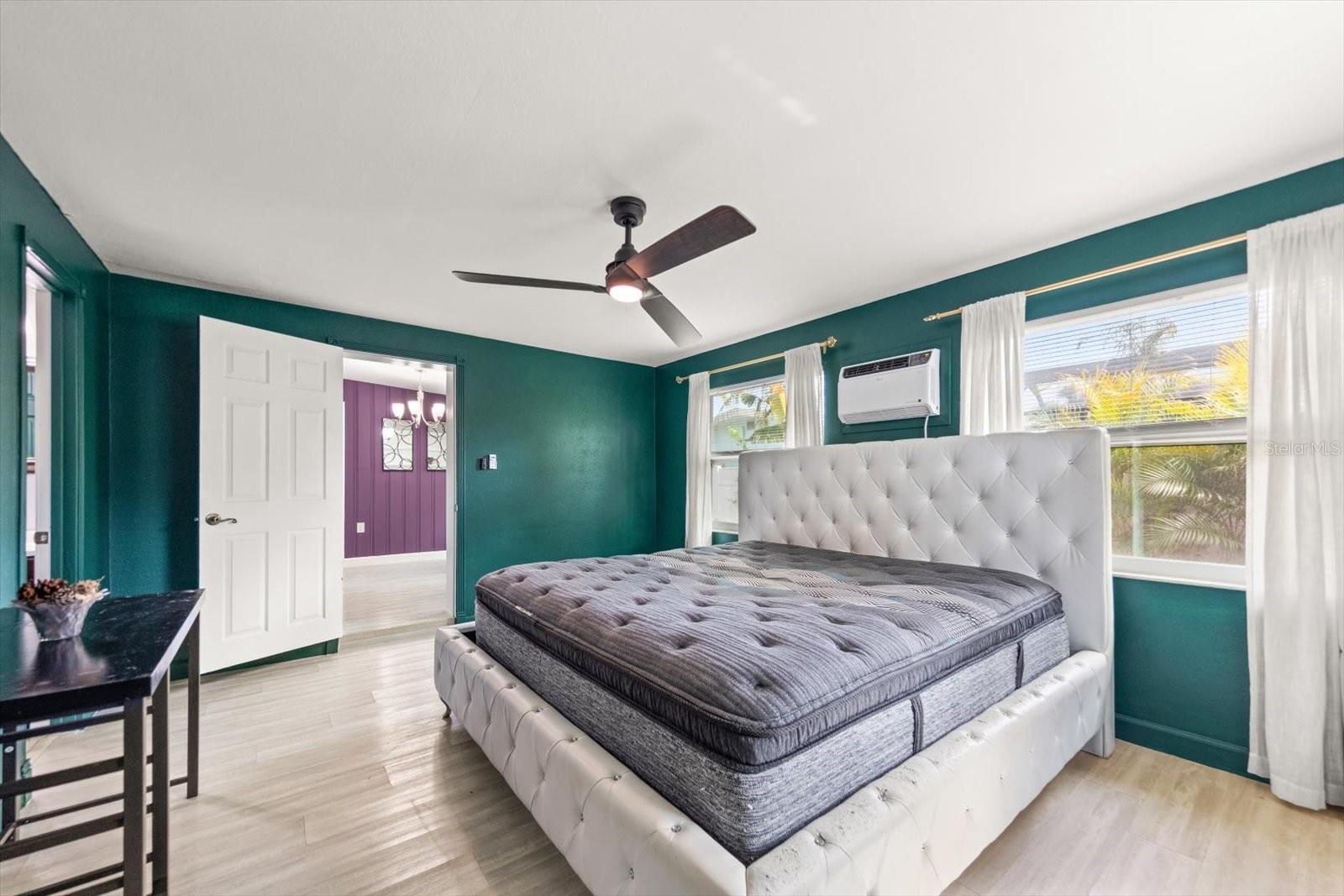 Image 17 of 37 For 611 11th Street Nw