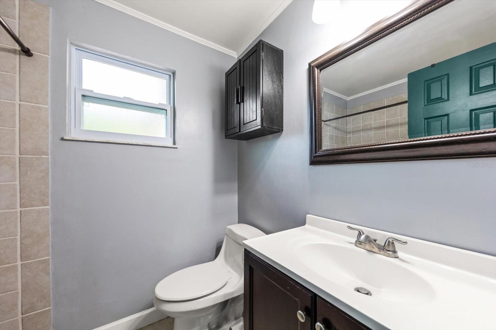 Image 19 of 37 For 611 11th Street Nw