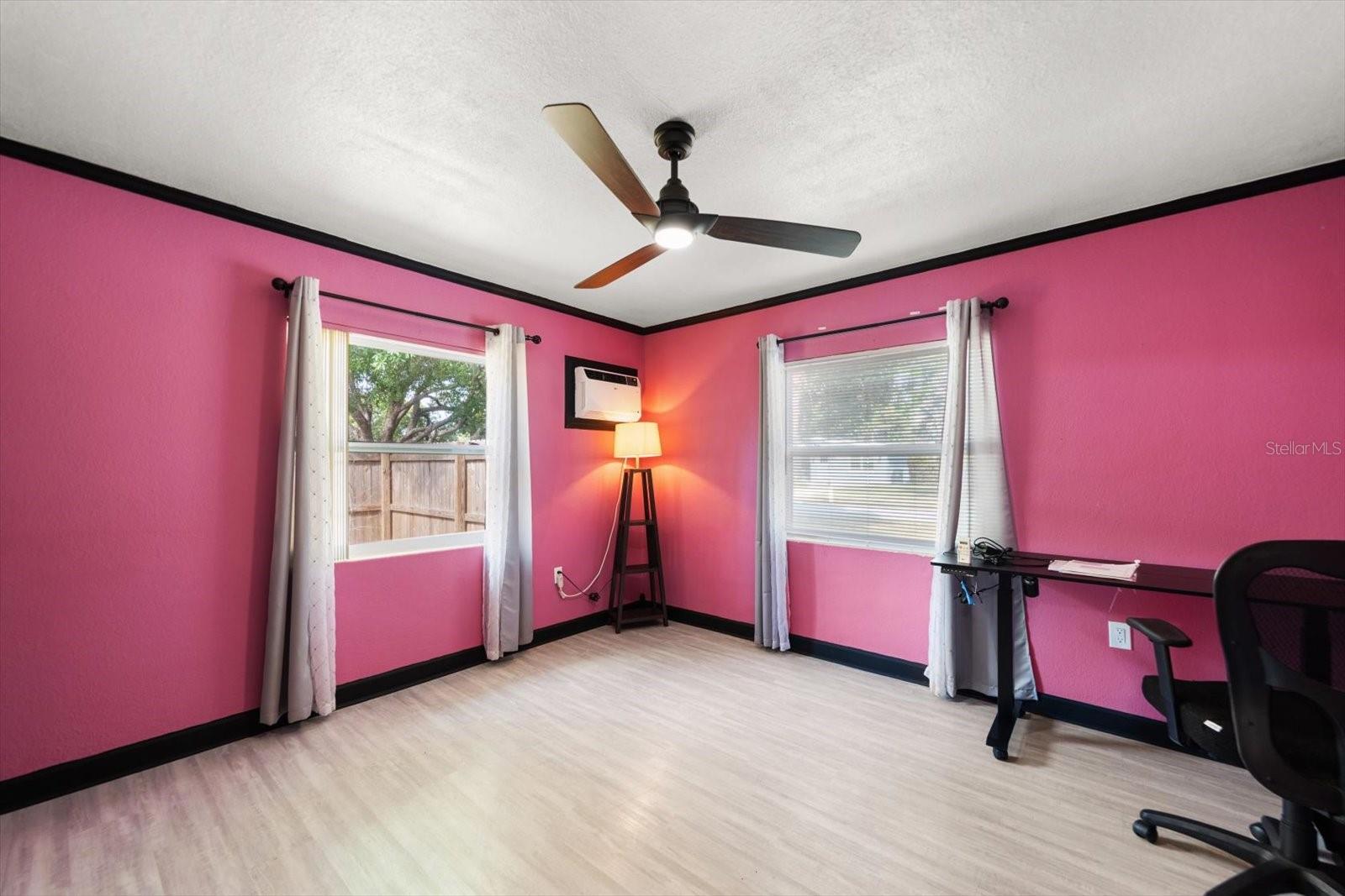 Image 25 of 37 For 611 11th Street Nw