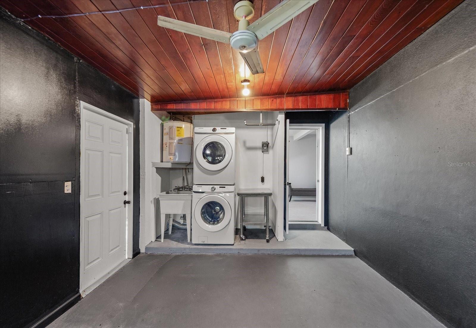 Image 27 of 37 For 611 11th Street Nw