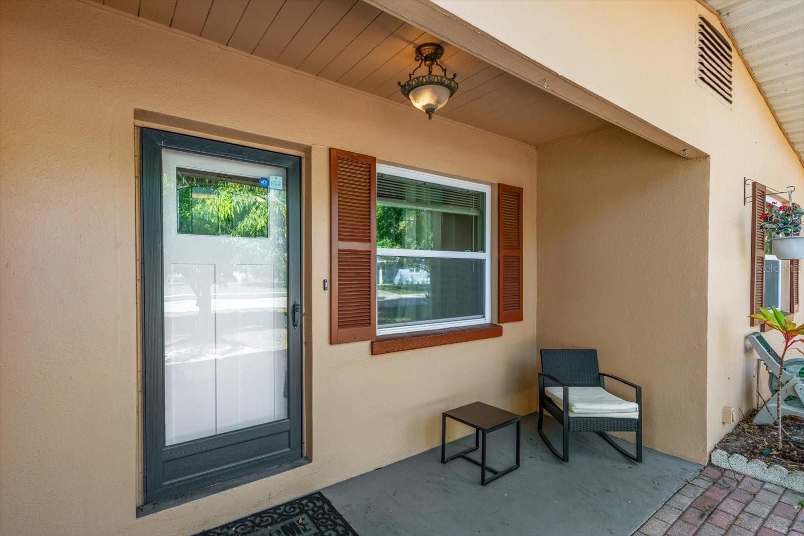 Image 3 of 37 For 611 11th Street Nw