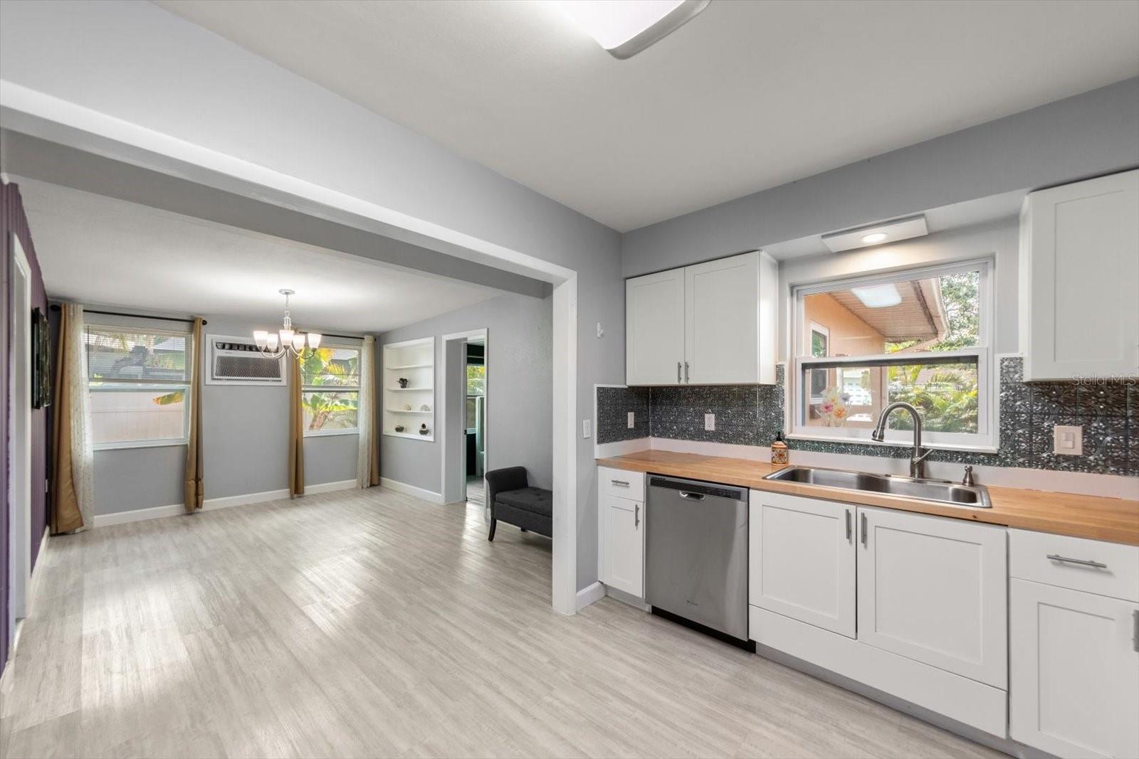 Image 9 of 37 For 611 11th Street Nw