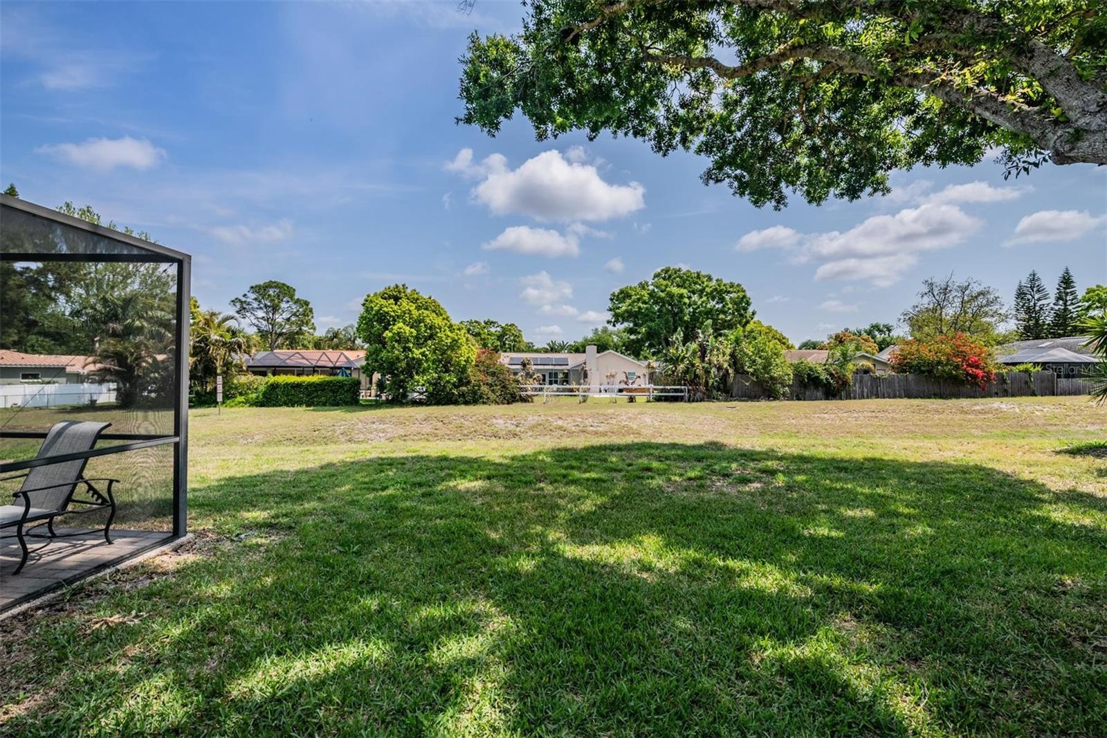 Image 26 of 54 For 589 Allens Ridge Drive E