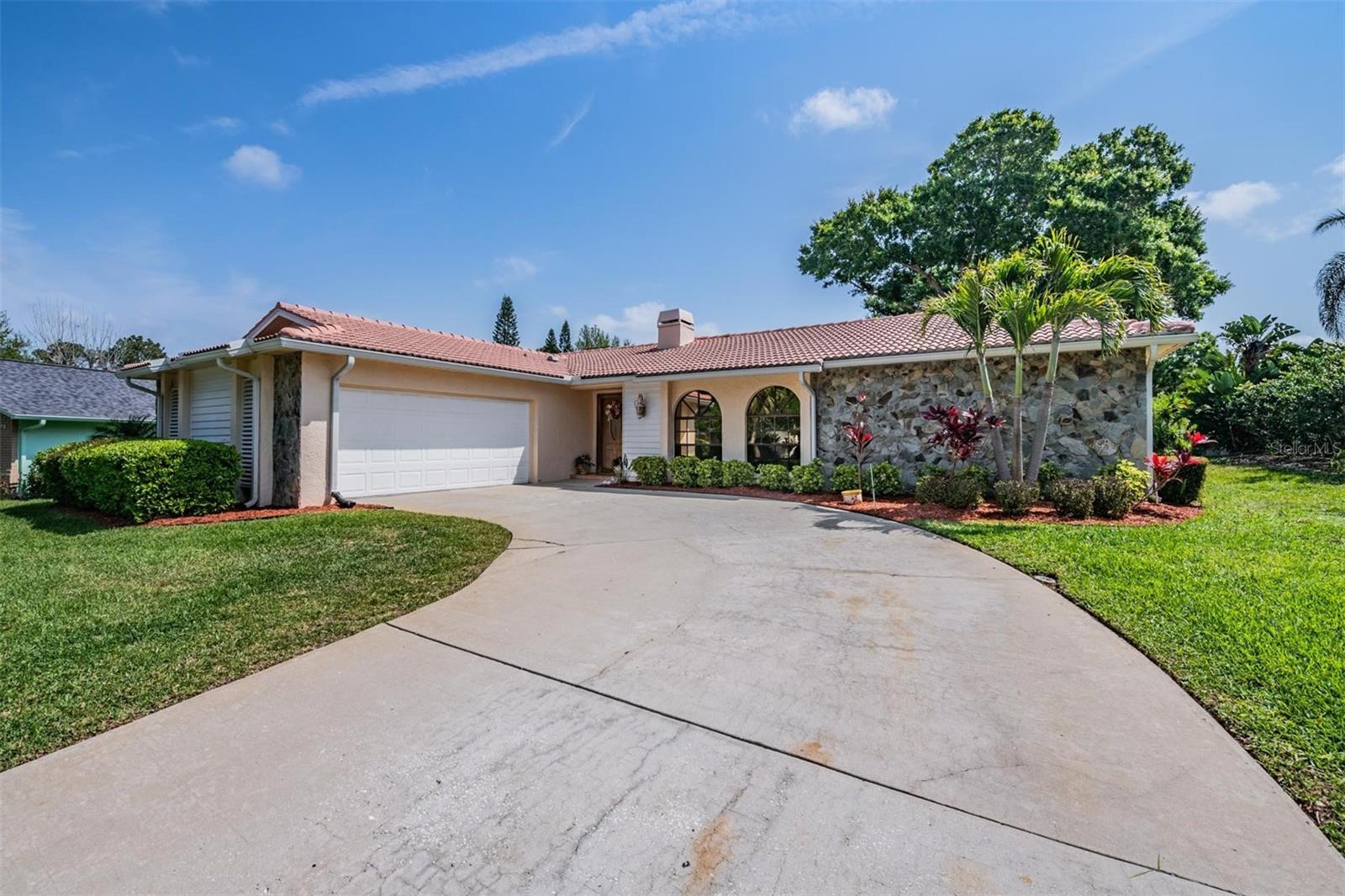 Image 29 of 54 For 589 Allens Ridge Drive E