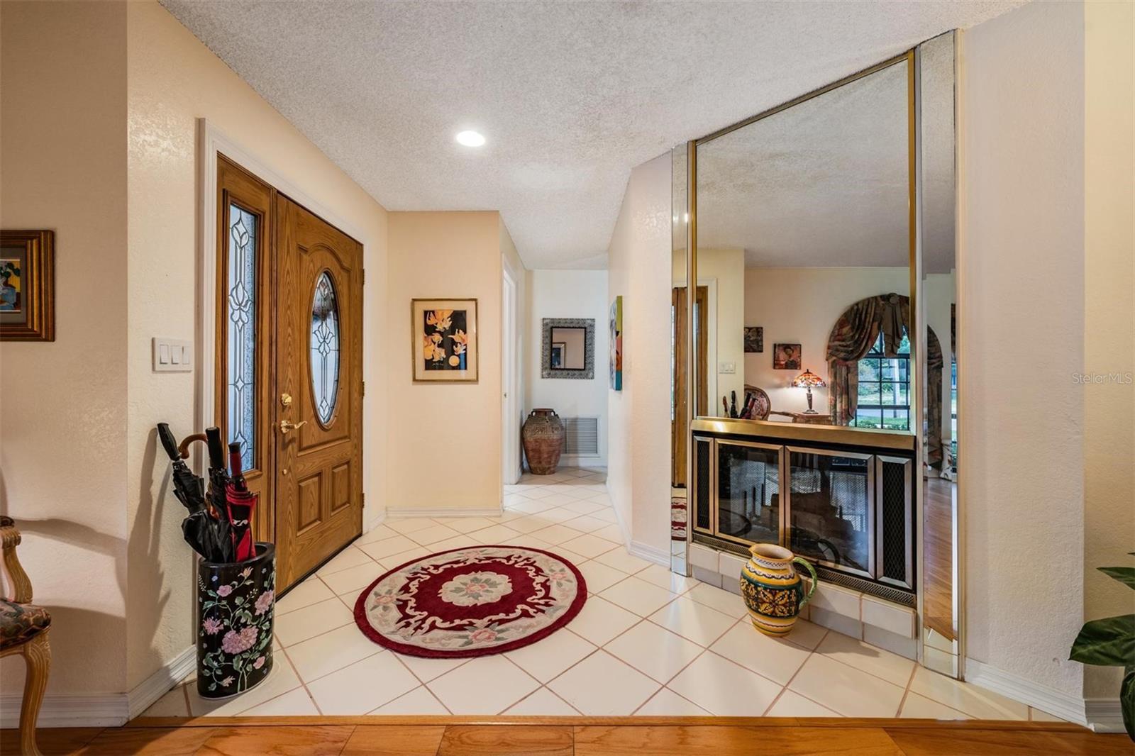 Image 6 of 54 For 589 Allens Ridge Drive E