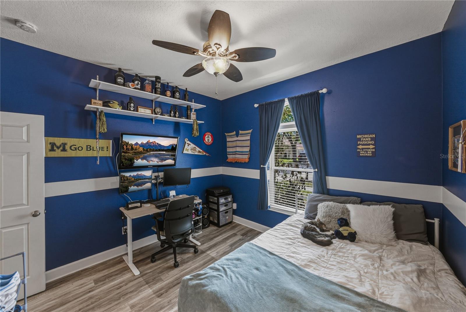 Image 10 of 61 For 2627 Brookville Drive