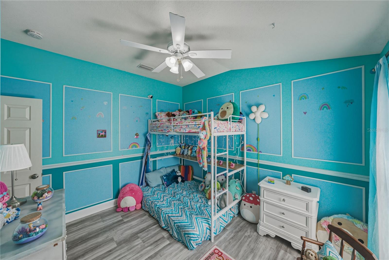 Image 11 of 61 For 2627 Brookville Drive