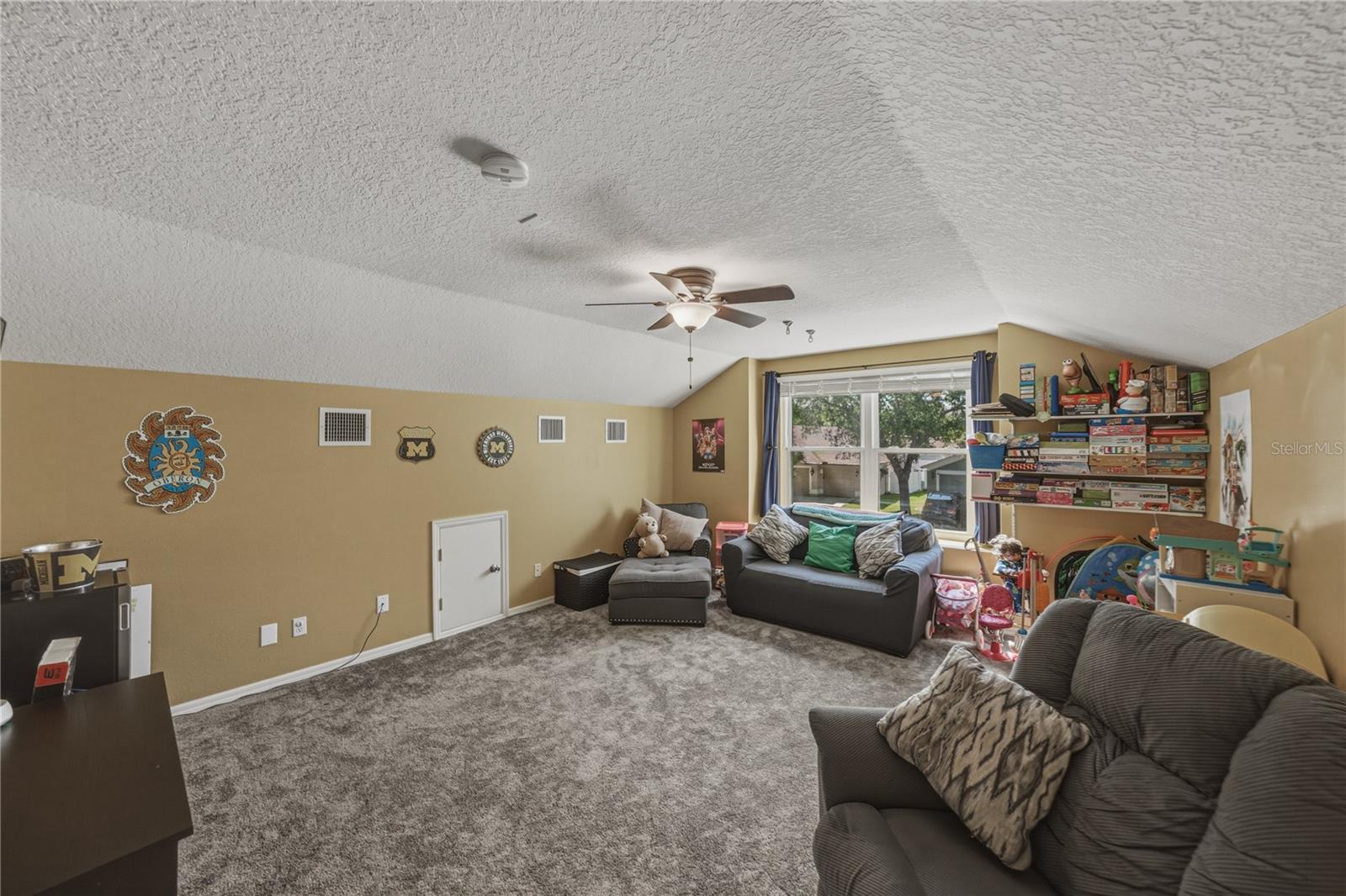 Image 13 of 61 For 2627 Brookville Drive