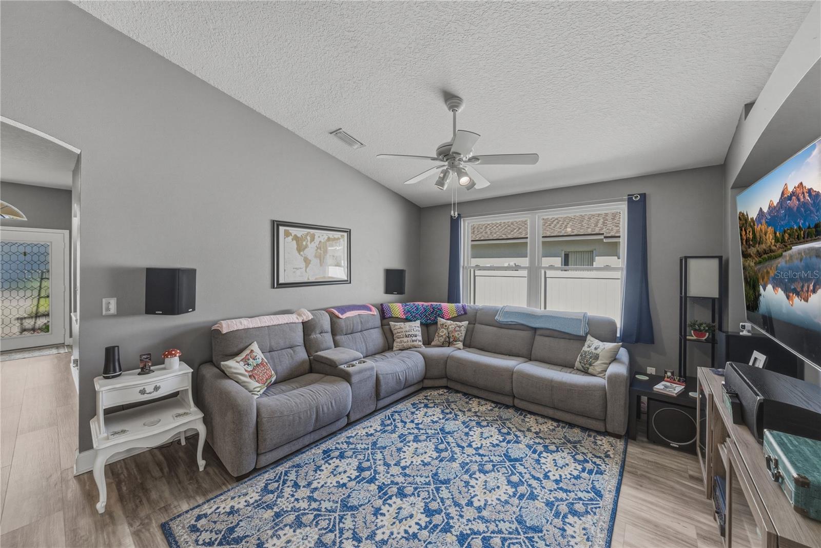 Image 18 of 61 For 2627 Brookville Drive