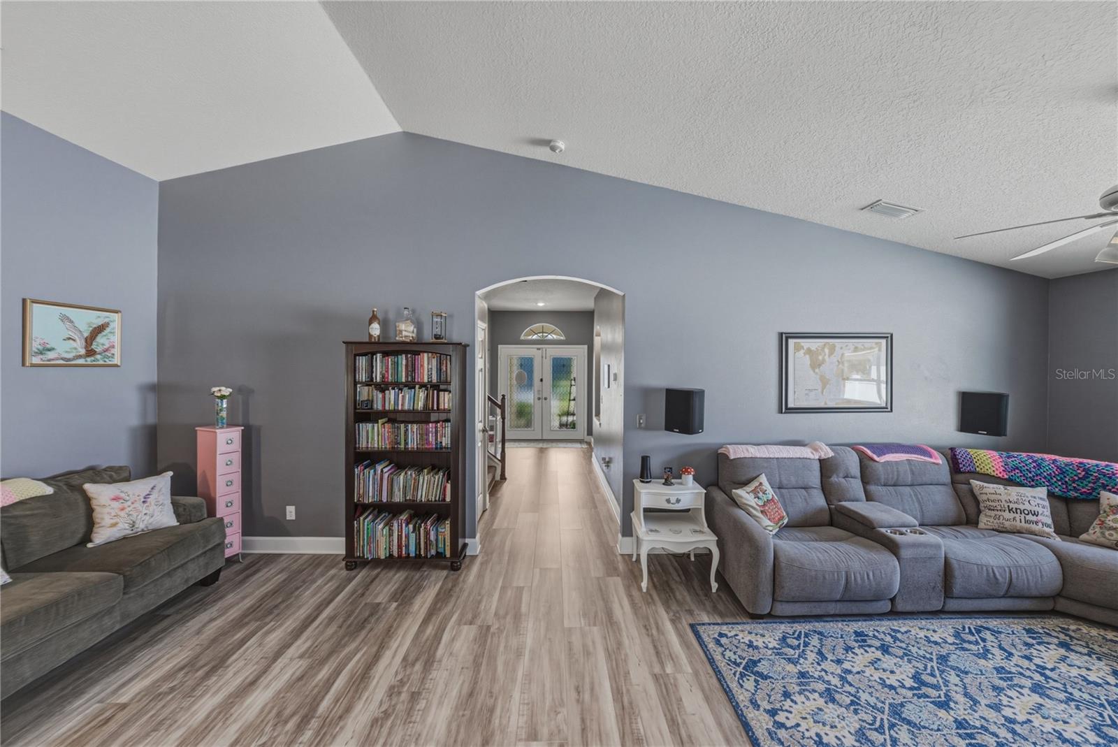 Image 19 of 61 For 2627 Brookville Drive