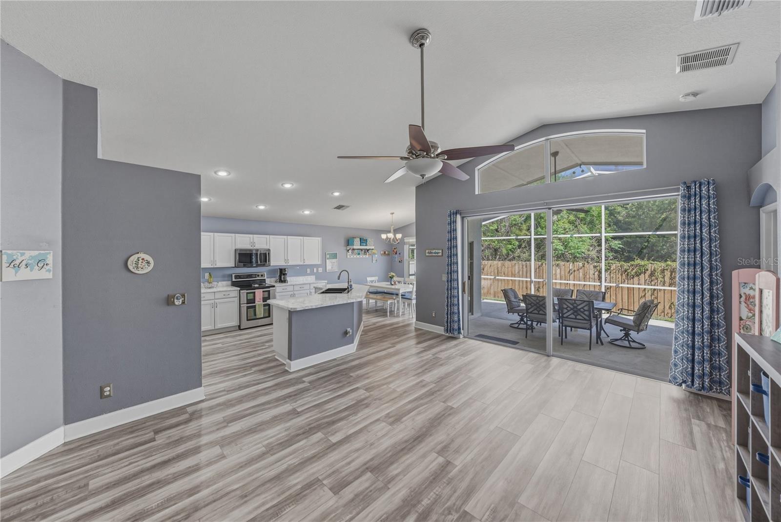 Image 22 of 61 For 2627 Brookville Drive