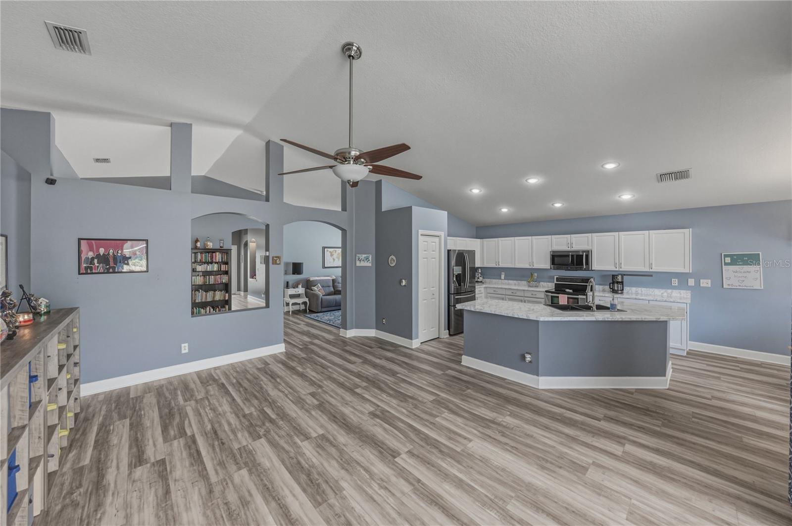 Image 23 of 61 For 2627 Brookville Drive