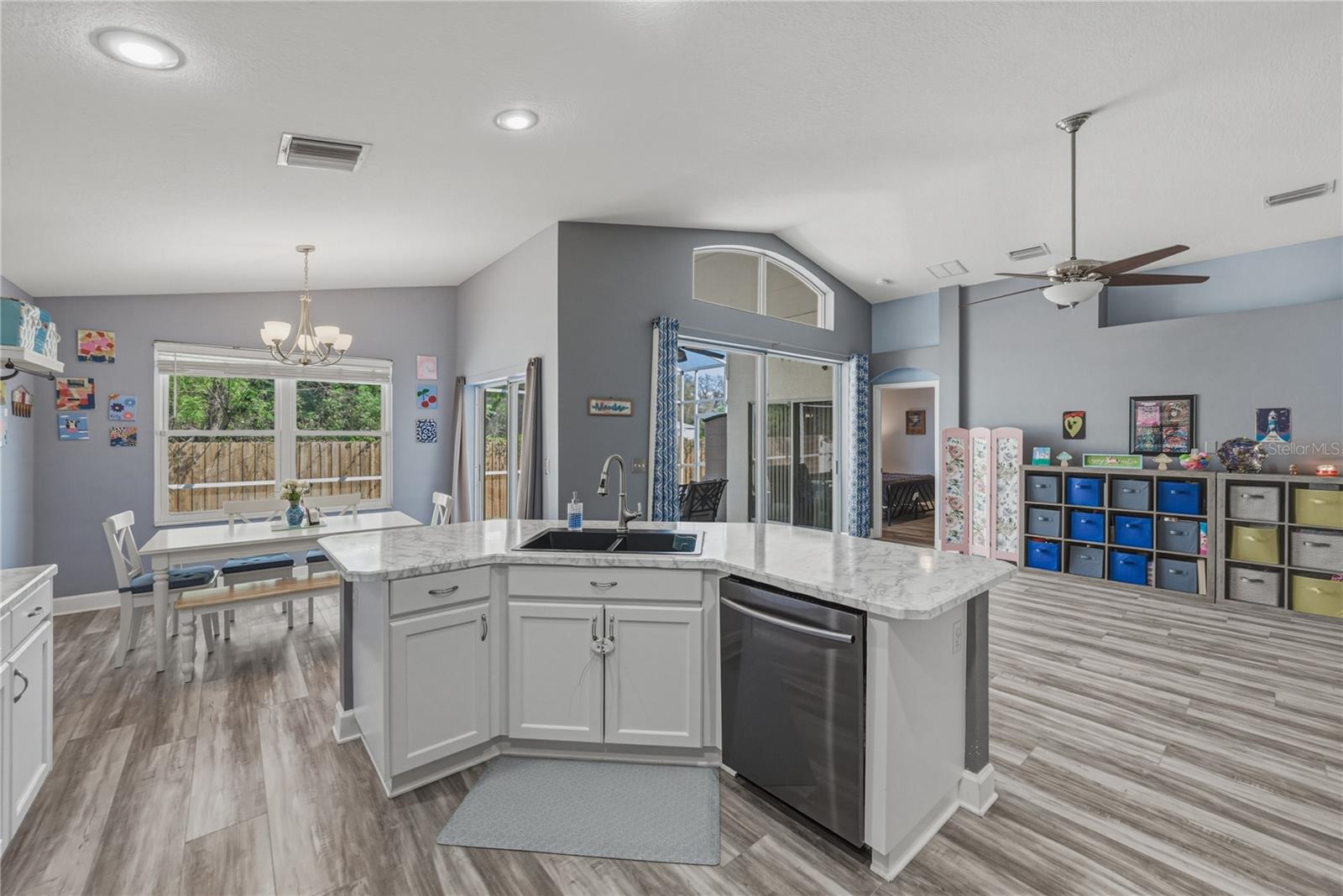 Image 30 of 61 For 2627 Brookville Drive