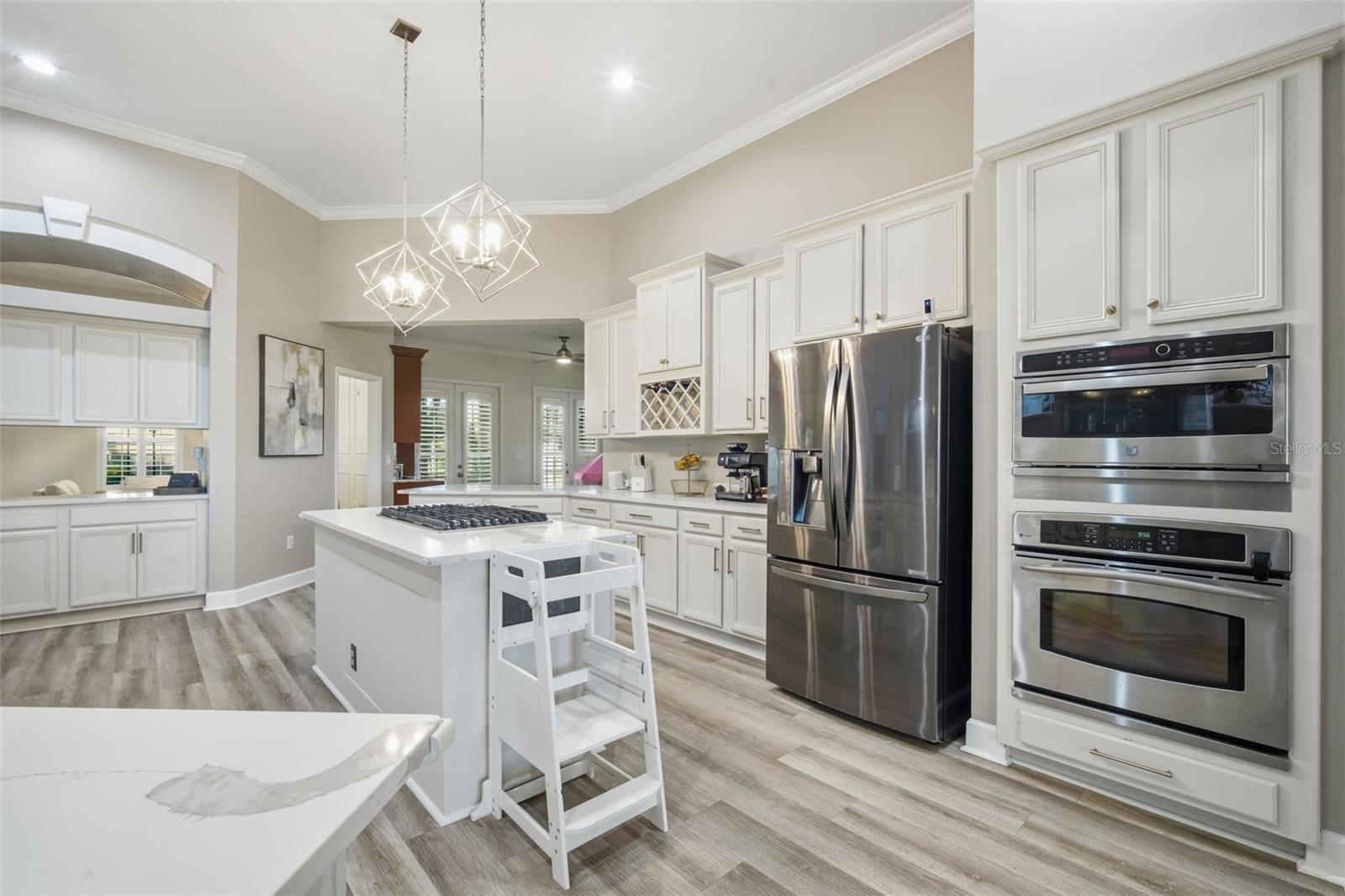 Image 13 of 70 For 19739 Prince Benjamin Drive