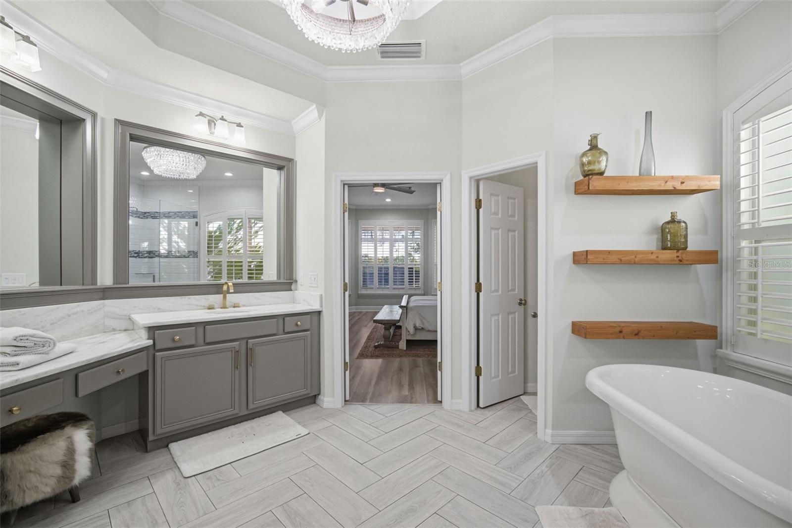 Image 35 of 70 For 19739 Prince Benjamin Drive