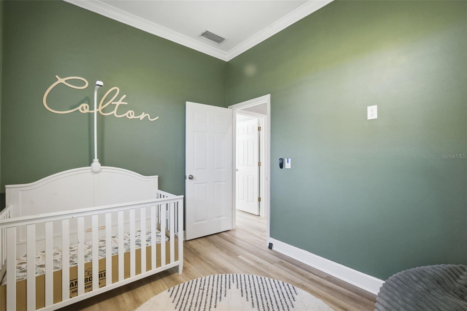 Image 42 of 70 For 19739 Prince Benjamin Drive