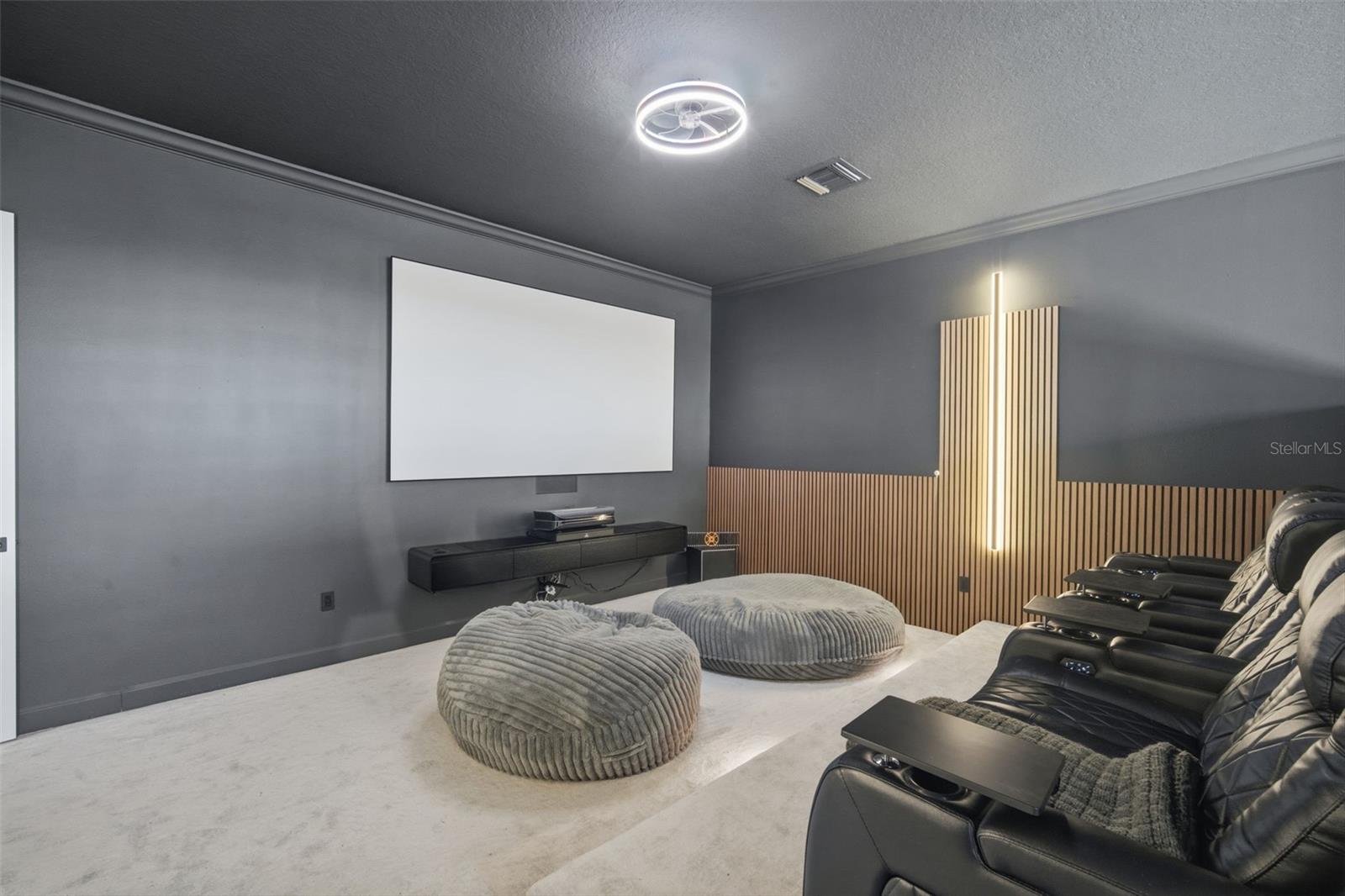 Image 45 of 70 For 19739 Prince Benjamin Drive