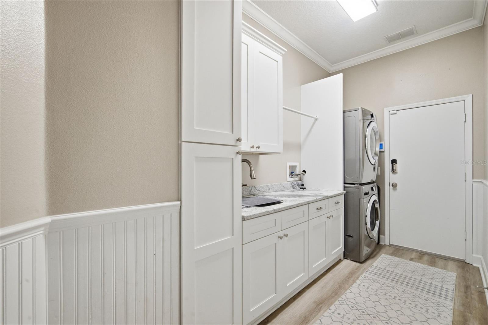 Image 51 of 70 For 19739 Prince Benjamin Drive