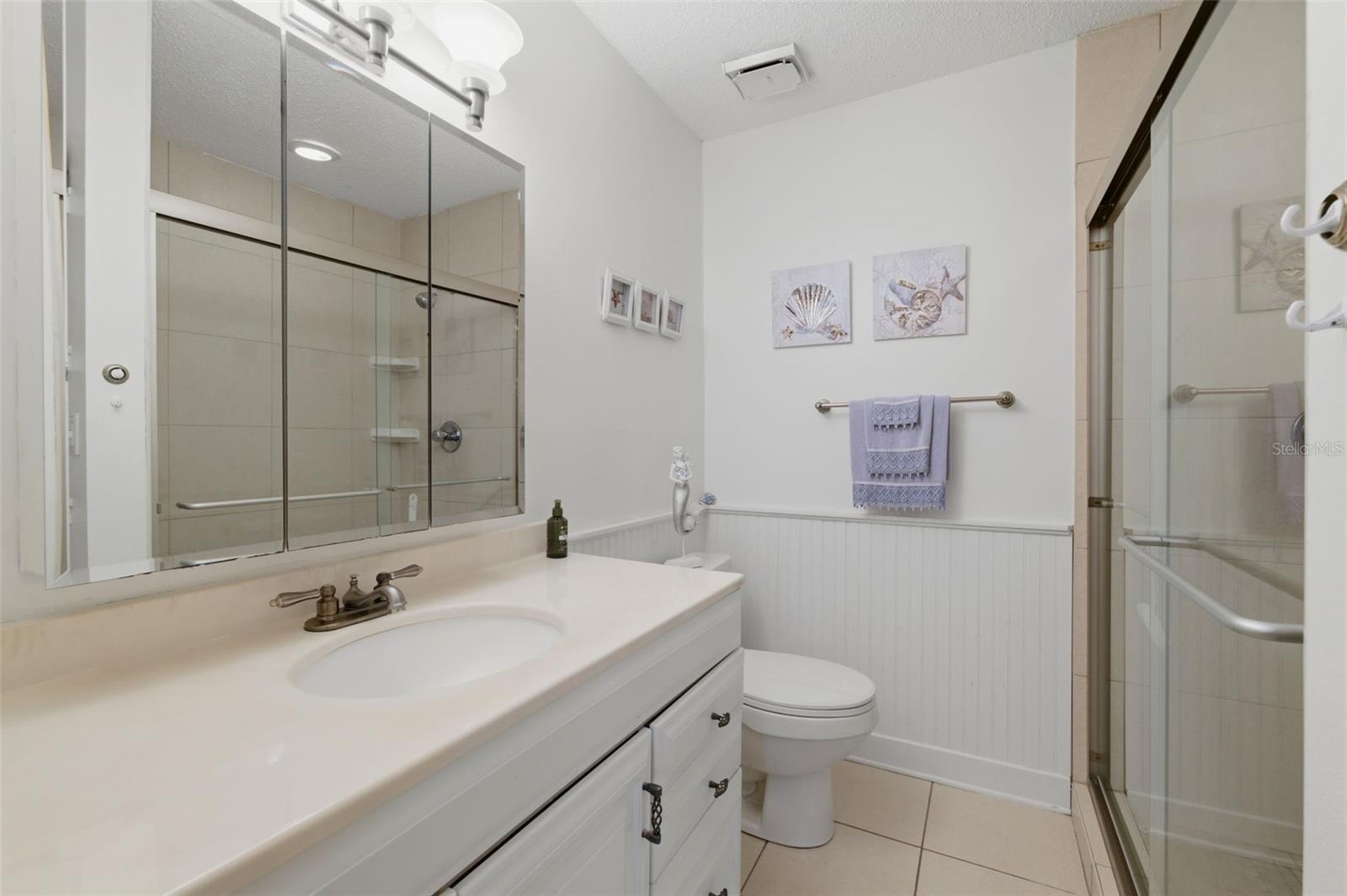 Image 16 of 41 For 3810 37th Street S 63