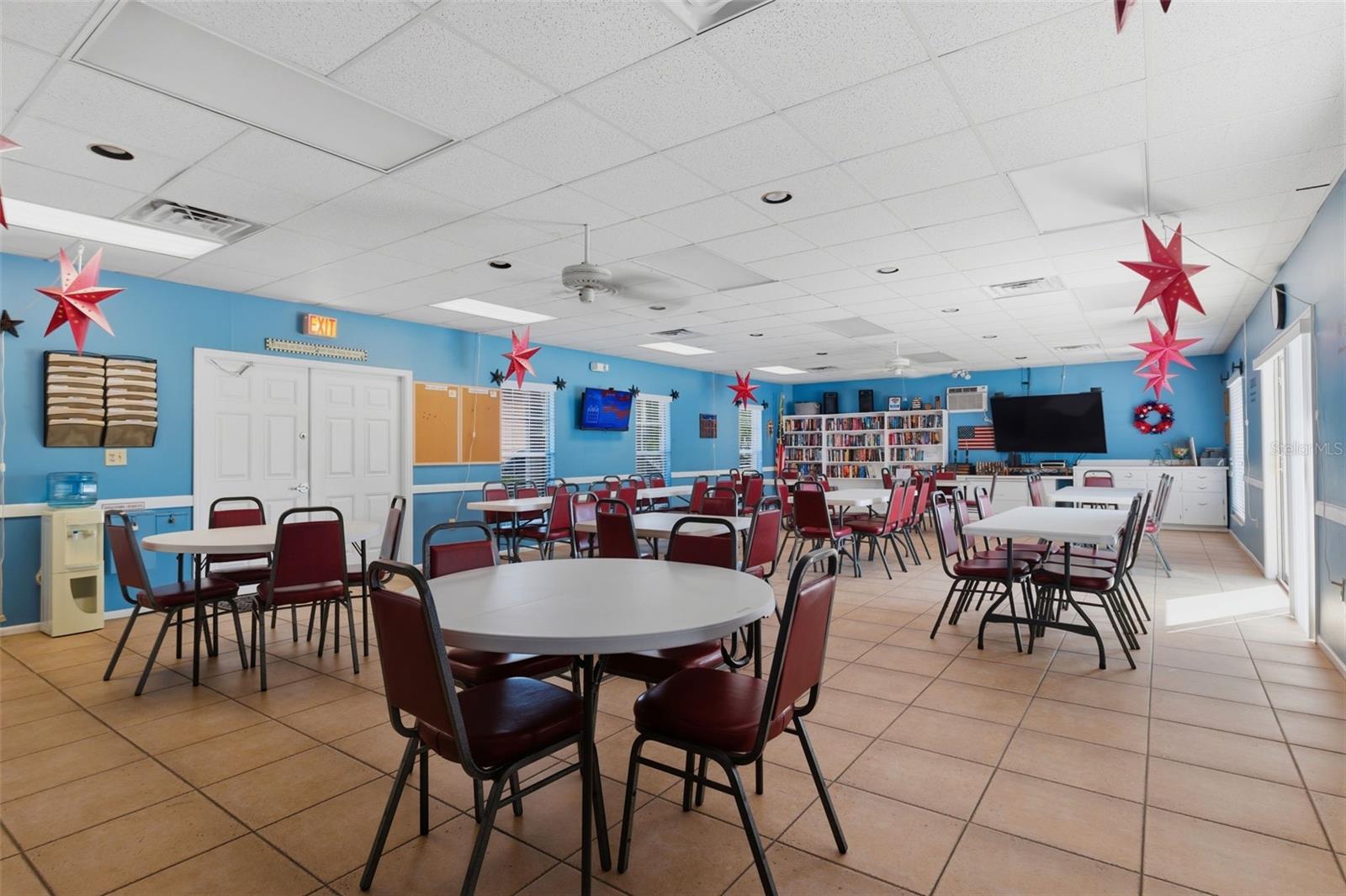 Image 22 of 41 For 3810 37th Street S 63