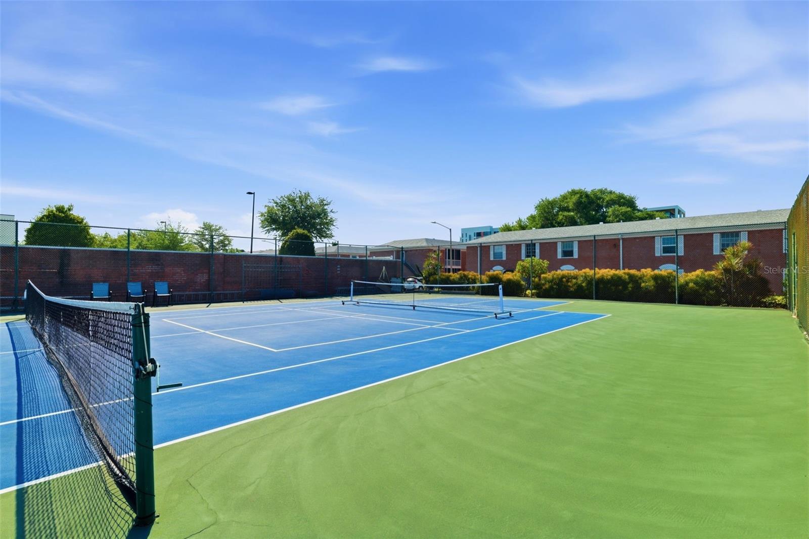 Image 27 of 41 For 3810 37th Street S 63